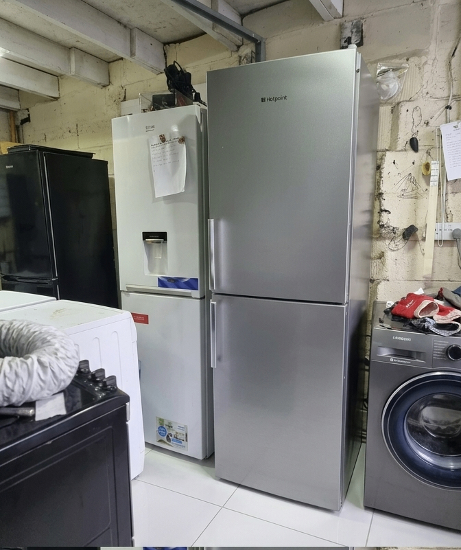 Fridge freezer -frost free- perfectly working delivery or collection from portswood 