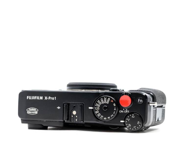 Fujifilm X-PRO with 50mm and 27mm lens & extra OEM battery 