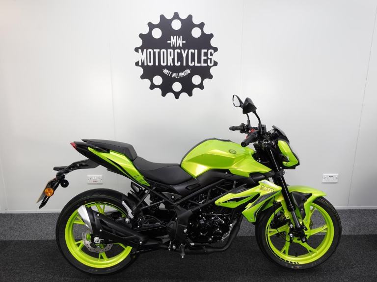 Benelli BN 125. 2023. Only 51 Miles. 1 Genuine Owner. Great Value!