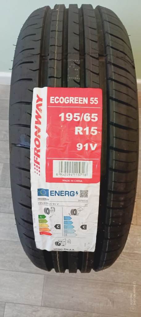 New Car tyre 195 65 15