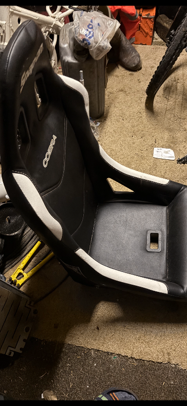 Snap on cobra car seats 