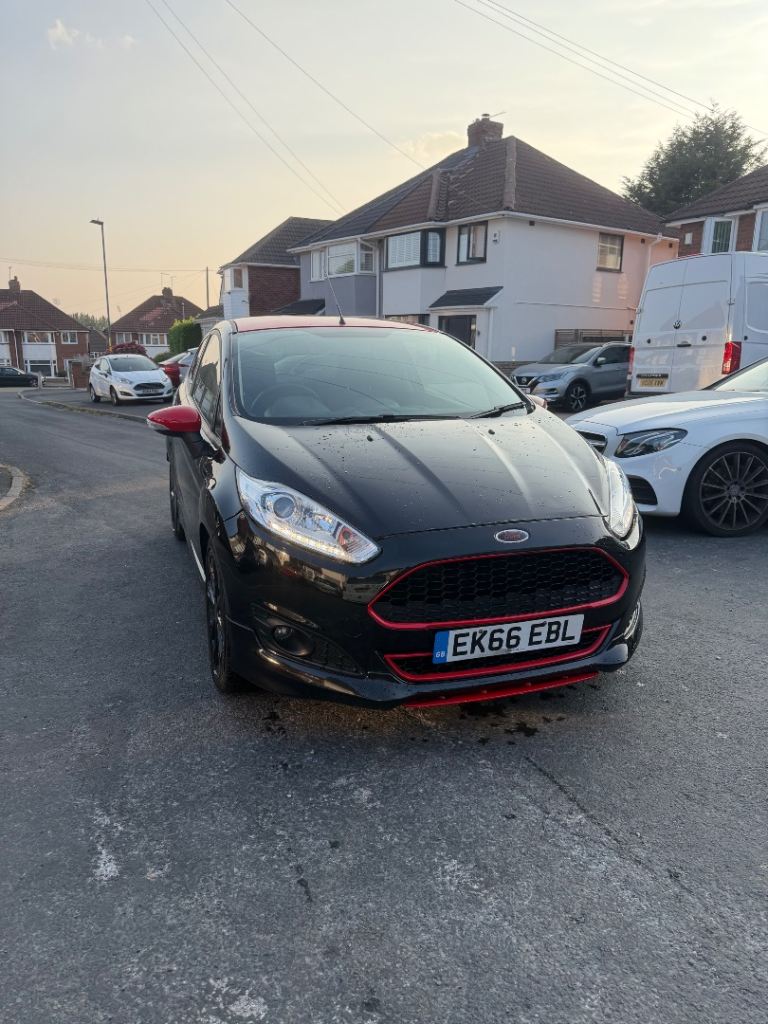 FORD FIESTA ZETEC S BLACK EDITION 