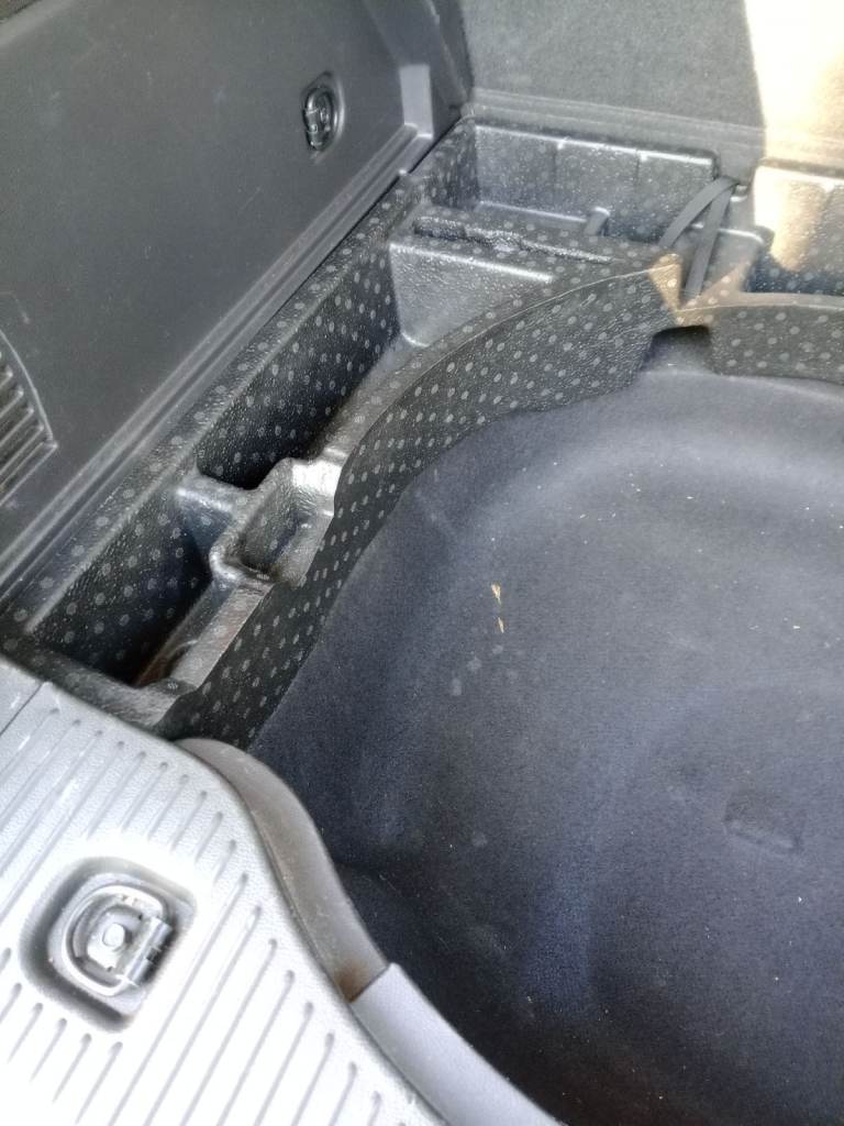 Vauxhall Moka boot insert 