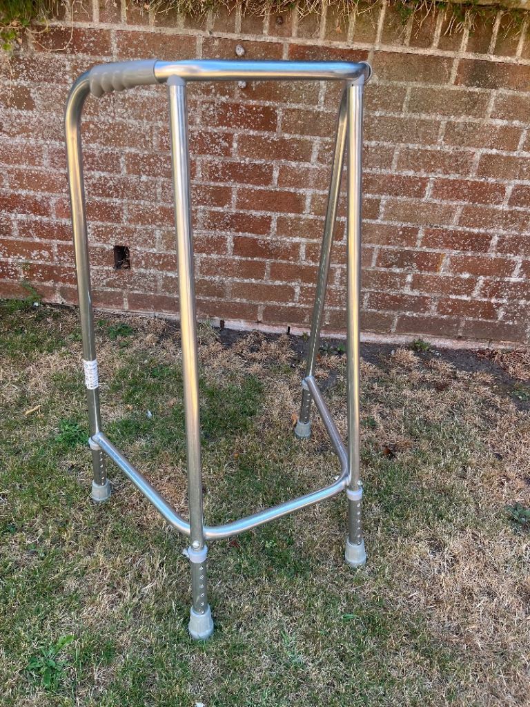Adjustable Walking Frame / Zimmer Frame – Good Condition