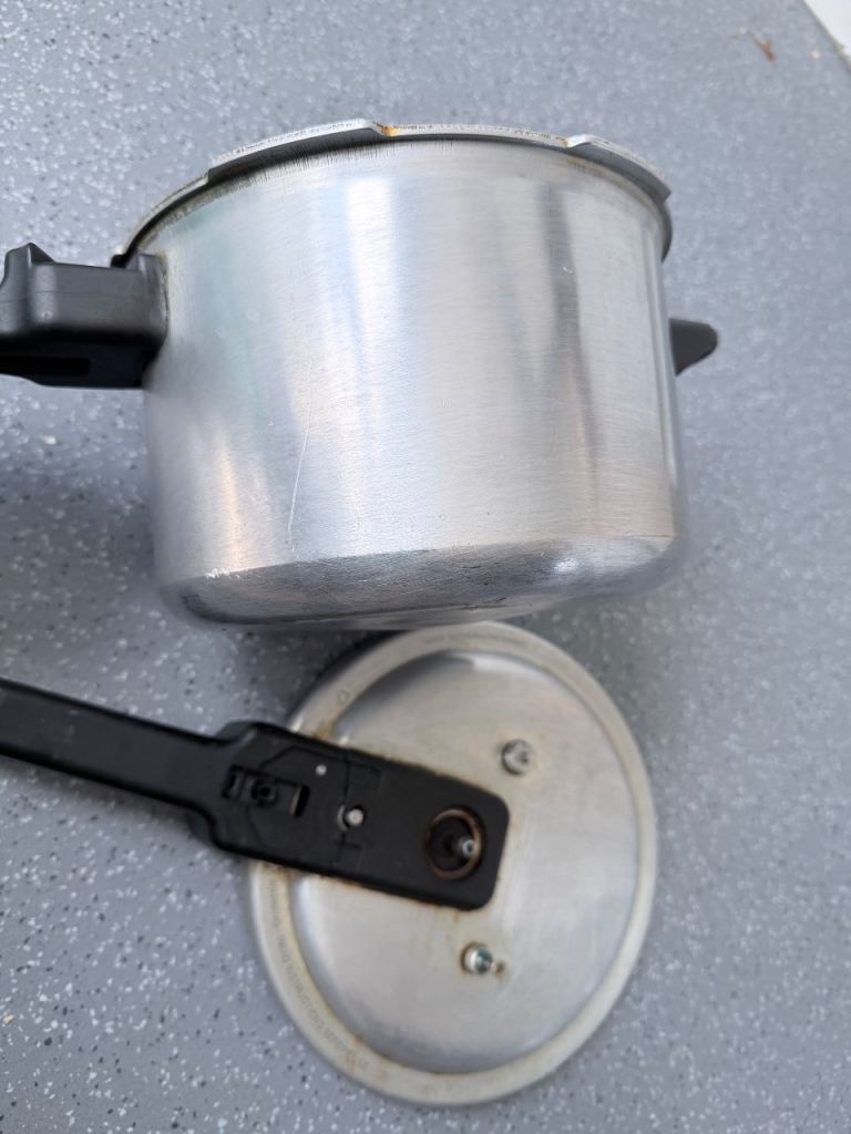 Pressure cooker 3.5 litre