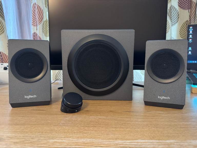 Logitech Z337 2.1 40W Bluetooth Speaker