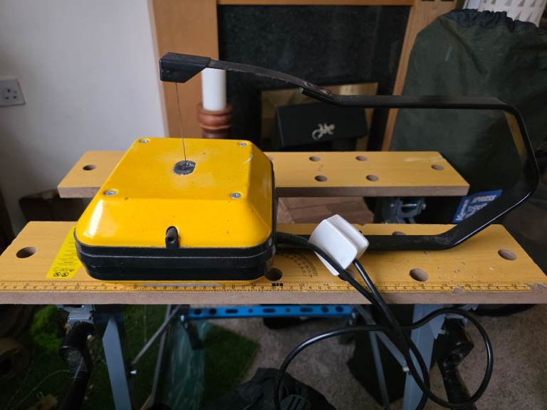 Powered Shapercraft Model 1000 Fretsaw