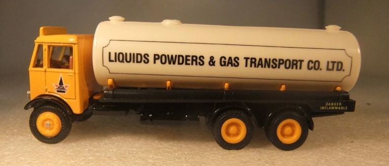 E.F.E. Die cast model code 10903 Liquids Powders gas aec Mammoth 3 Axle Tanker.