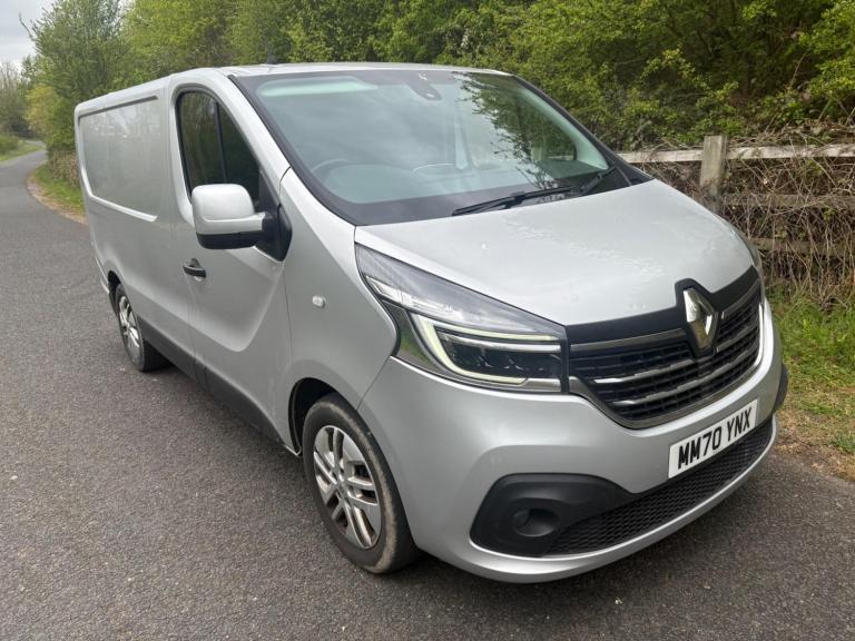  Renault Trafic 2.0 dCi ENERGY 28 Sport SWB Standard Roof Euro 6 (s/s) 5dr Diesel Manual