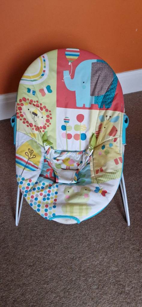 BABY BOUNCER. VERY GOOD CONDITION.