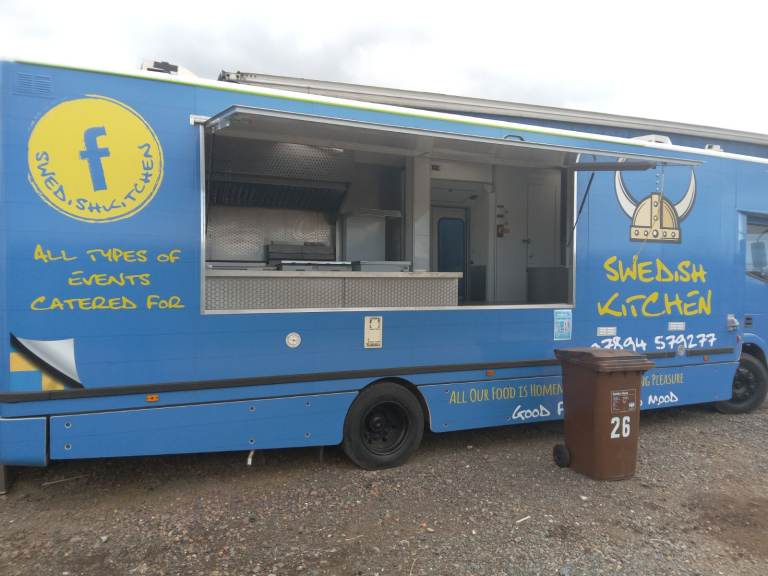 Catering trailer Coffee drinks mobile kitchen food stand icecream pod 