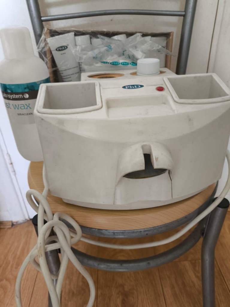 PHD Waxing Kit with multiple Wax tubes