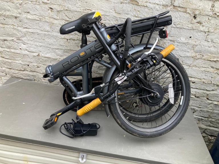 ROUTE Folding Electric Bike - Grey, Good Condition