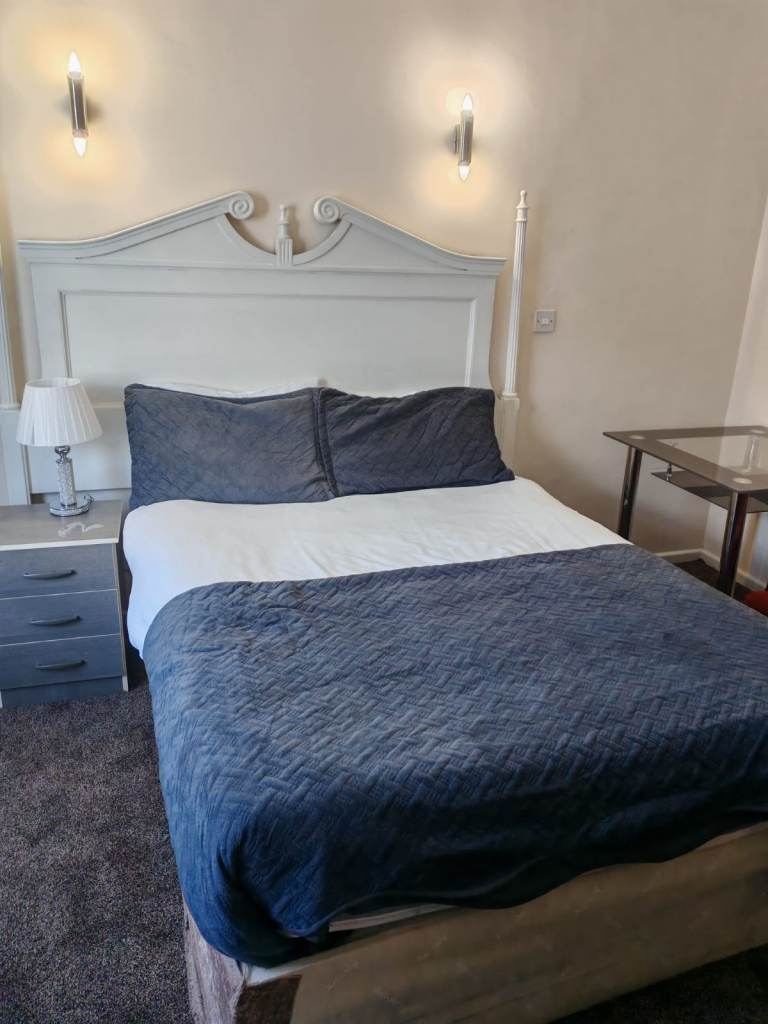 Spacious & Cosy Studio Room for Rent in - TW7 5NA