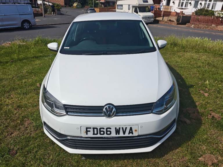 Volkswagen, POLO, Hatchback, 2016, Manual, 1197 (cc), 5 doors