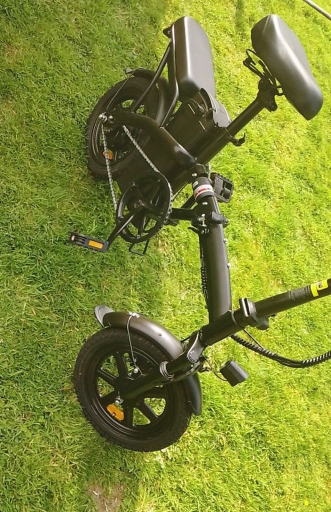 Black Folding Electric Bike - Excellent Condition