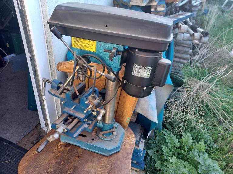 Pillar drill