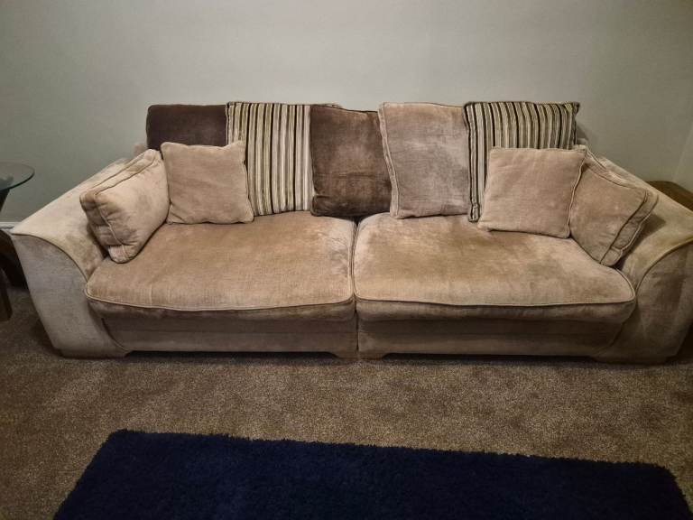 4 seater sofa 
