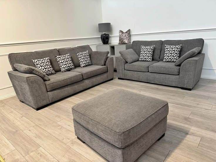 New 2+3 Sofa in Soft Corduroy – Ideal for Landlords & Property Owners