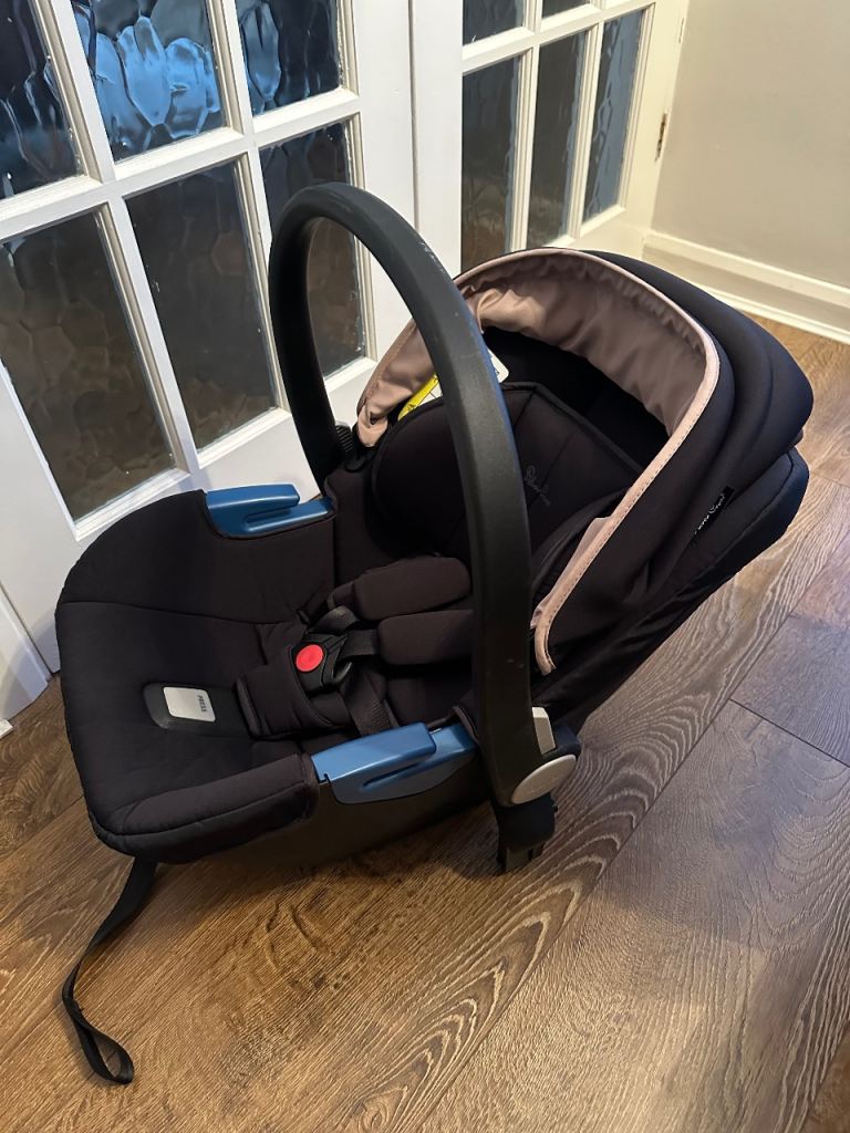 Infant 👶 car seat 