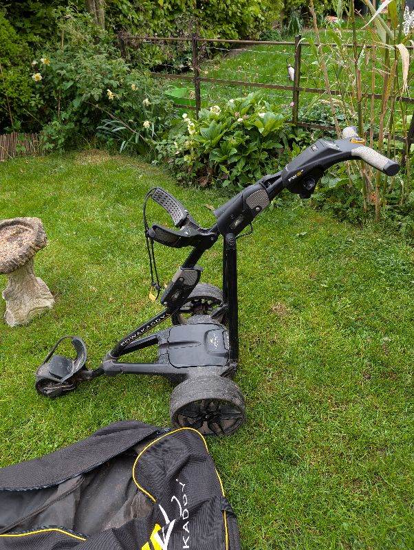 Powakaddy FW3s trolley 