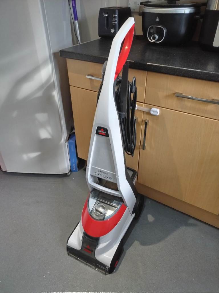 image for Carpet shampoo cleaner bissell with attachments and hose good condition good working order 