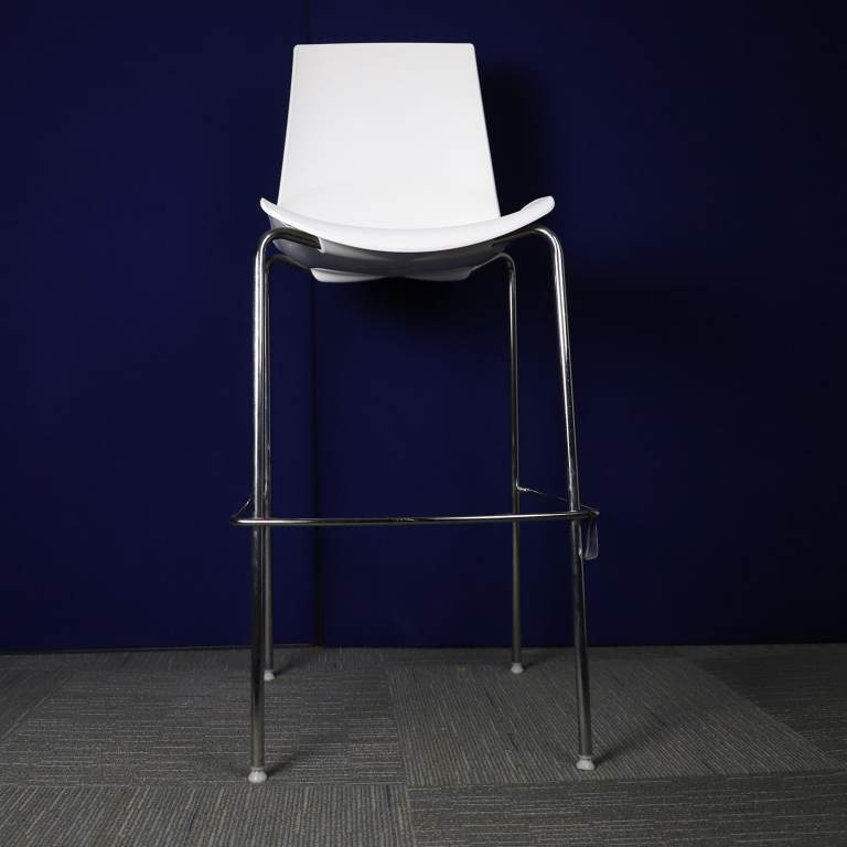 White Stool with Chrome Legs CH-1231