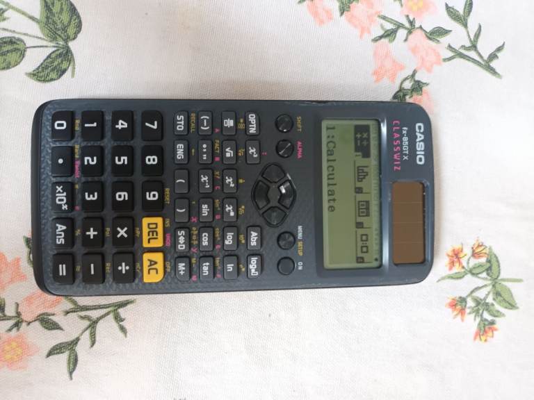 Casio FX-85GT X CLASSWIZ Scientific Calculator – Good Condition