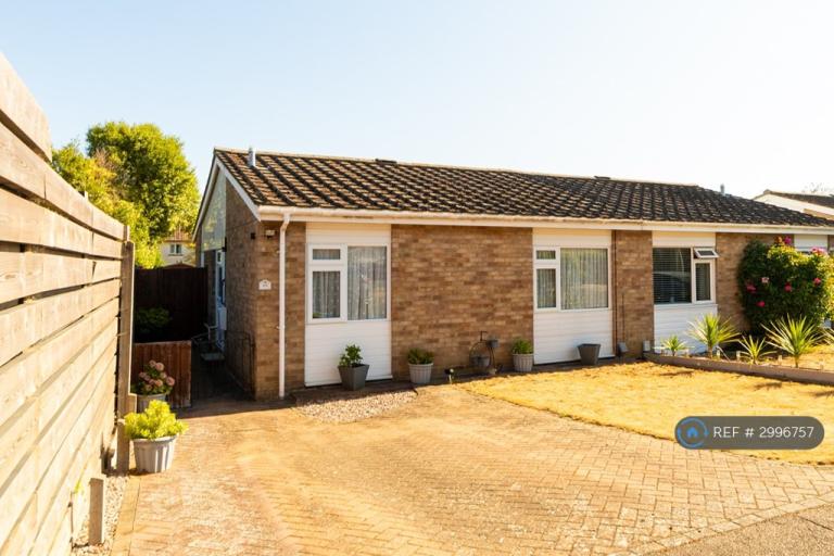 2 bedroom house in Romany Close, Letchworth, SG6 (2 bed) (#2996757)