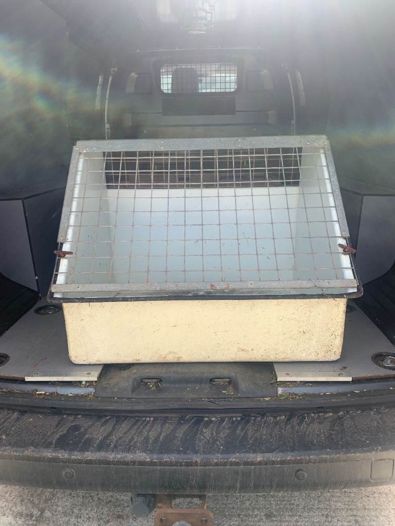 CAR TRANSIT BOX FOR DOG OR CAT