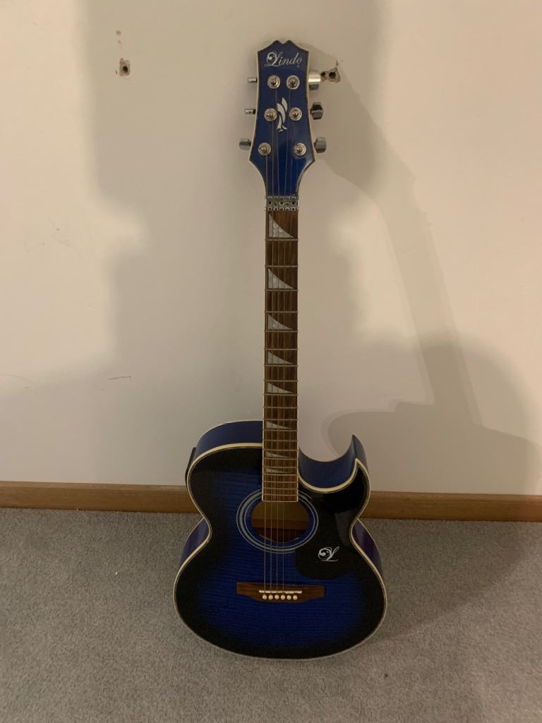 Lindo electro accoustic guitar 