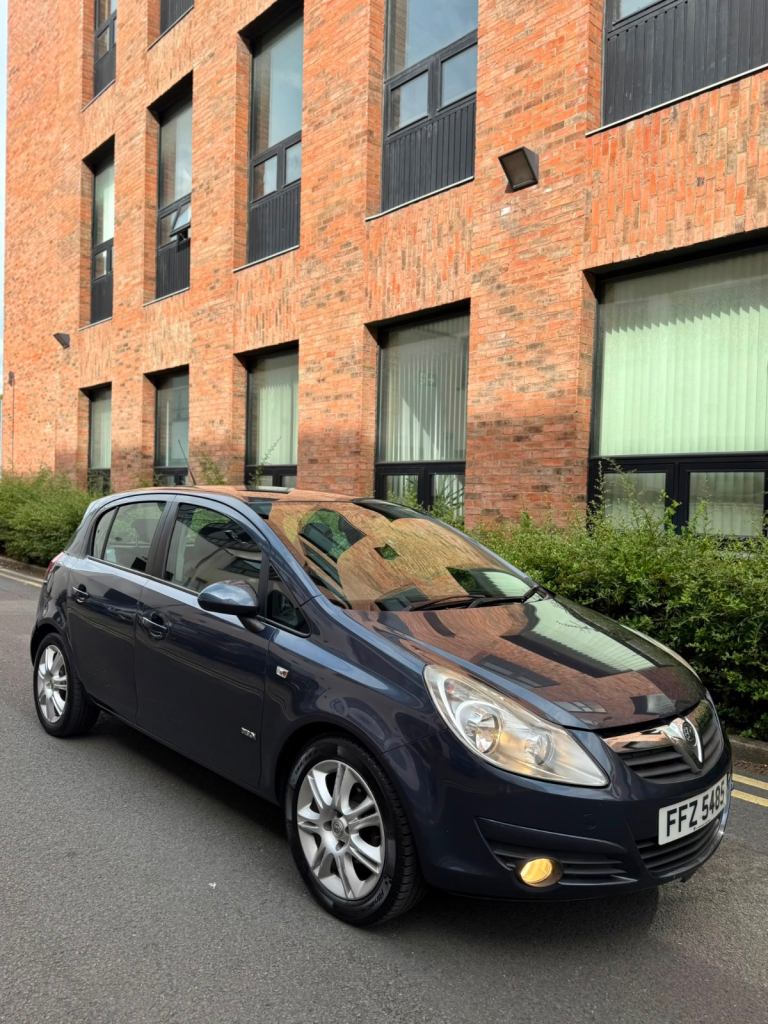 Vauxhall Corsa 1.4 Automatic car 
