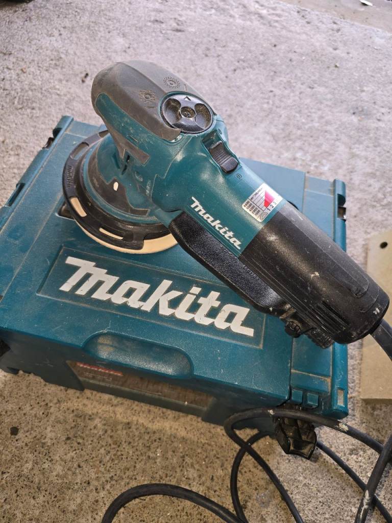 Makita rotary and orbital sander 150mm 240v