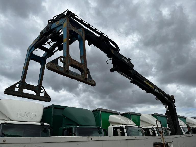 2011 DAF LF55.220 18T D/S WITH ATLAS 92.2 CRANE