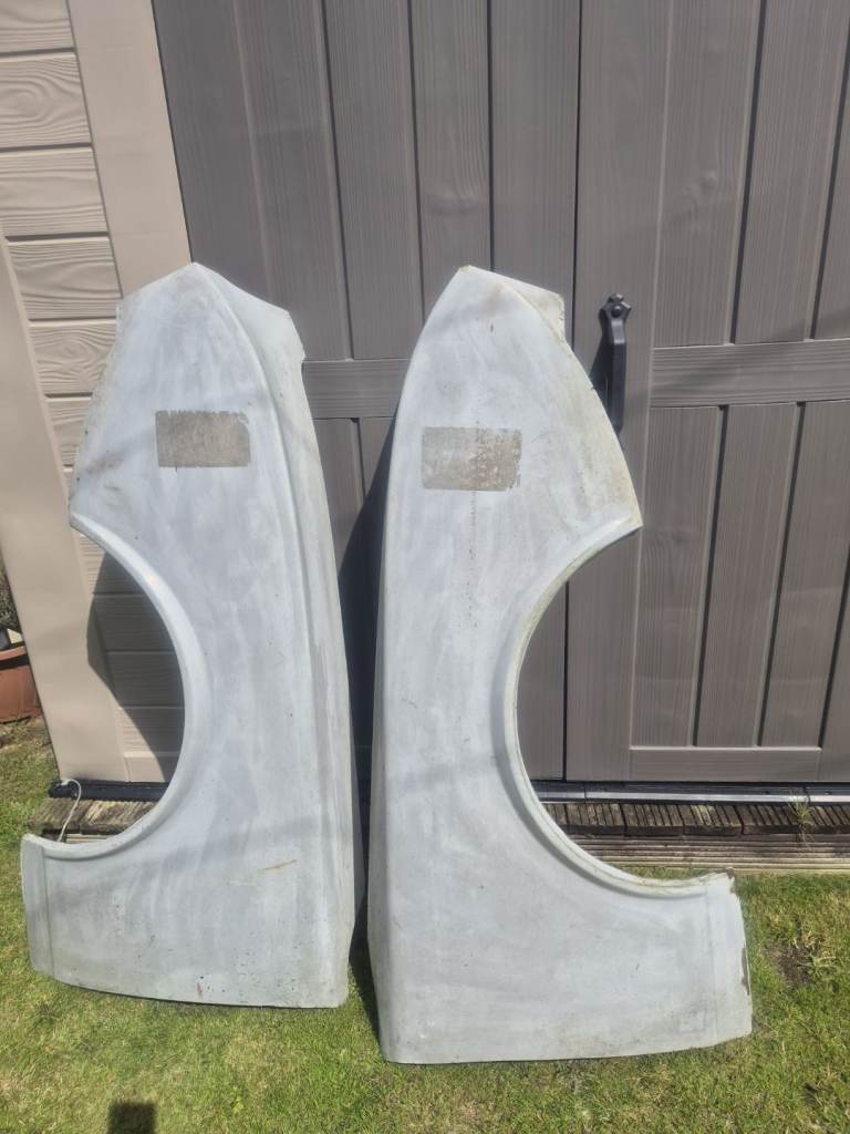 Ford Corsair Fiberglass Fiberglass Wings - Pair