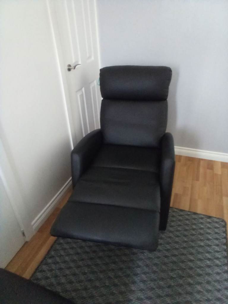 Black Recliner Armchair – Good Condition