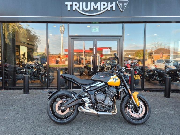2025 TRIUMPH TRIDENT 660