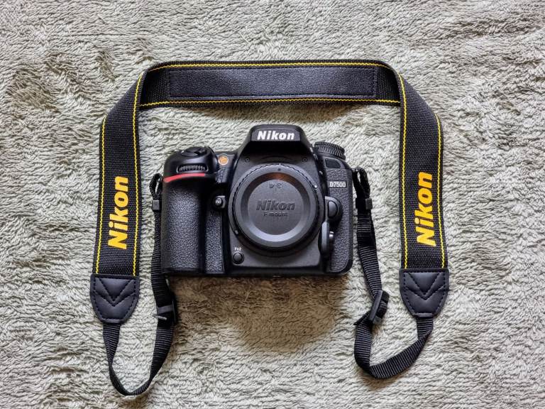 Nikon D7500 DSLR Camera Bundle - 3 x Lenses, Backpack Case, Tripod & accessories.