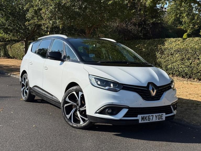 2017 Renault Grand Scenic h dCi Signature Nav MPV HYBRID Manual