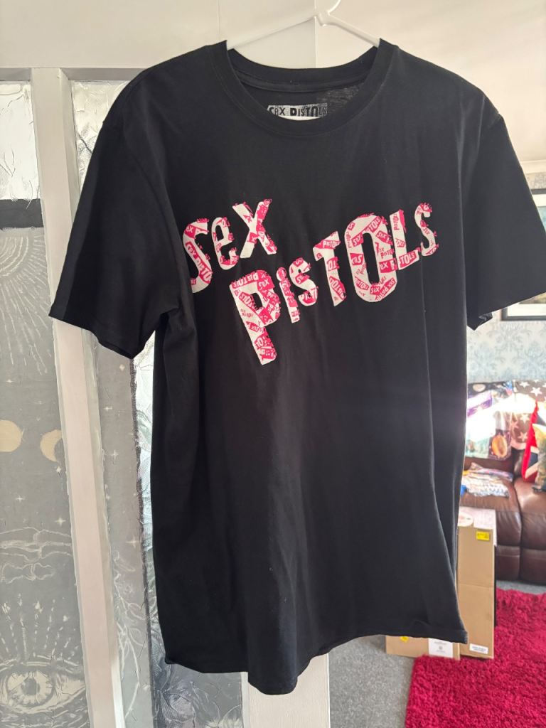 Sex Pistols Black T-Shirt – Good Condition