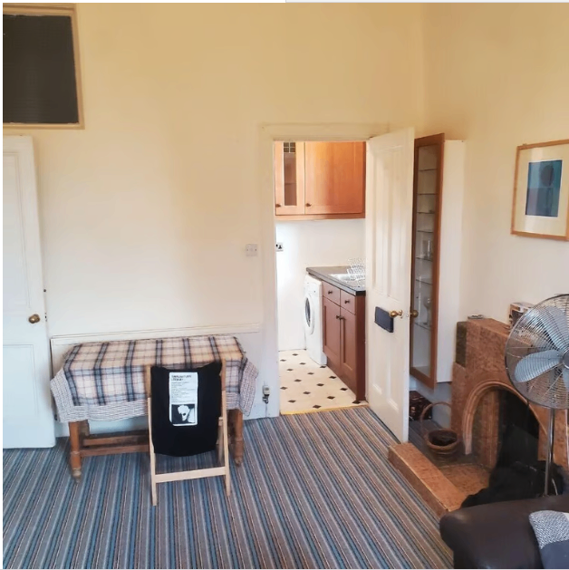 1 bedroom flat Tollcross area, available Feb