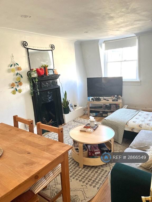 1 bedroom flat in Montpelier Road, Brighton, BN1 (1 bed) (#2866549)