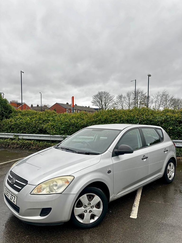 Kia, CEED, Hatchback, 2007, Manual, 1396 (cc), 5 doors