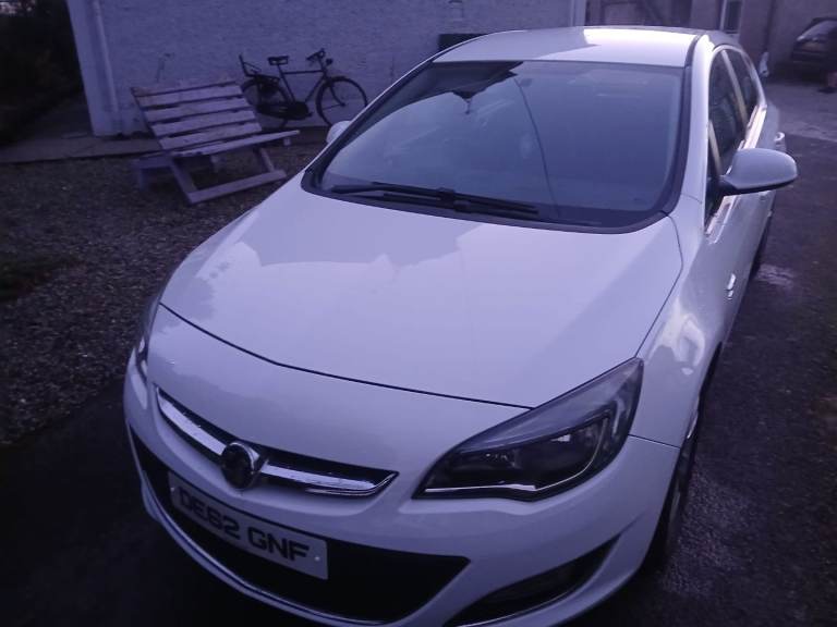 Vauxhall, ASTRA, Hatchback, 2012, Manual, 1686 (cc), 5 doors