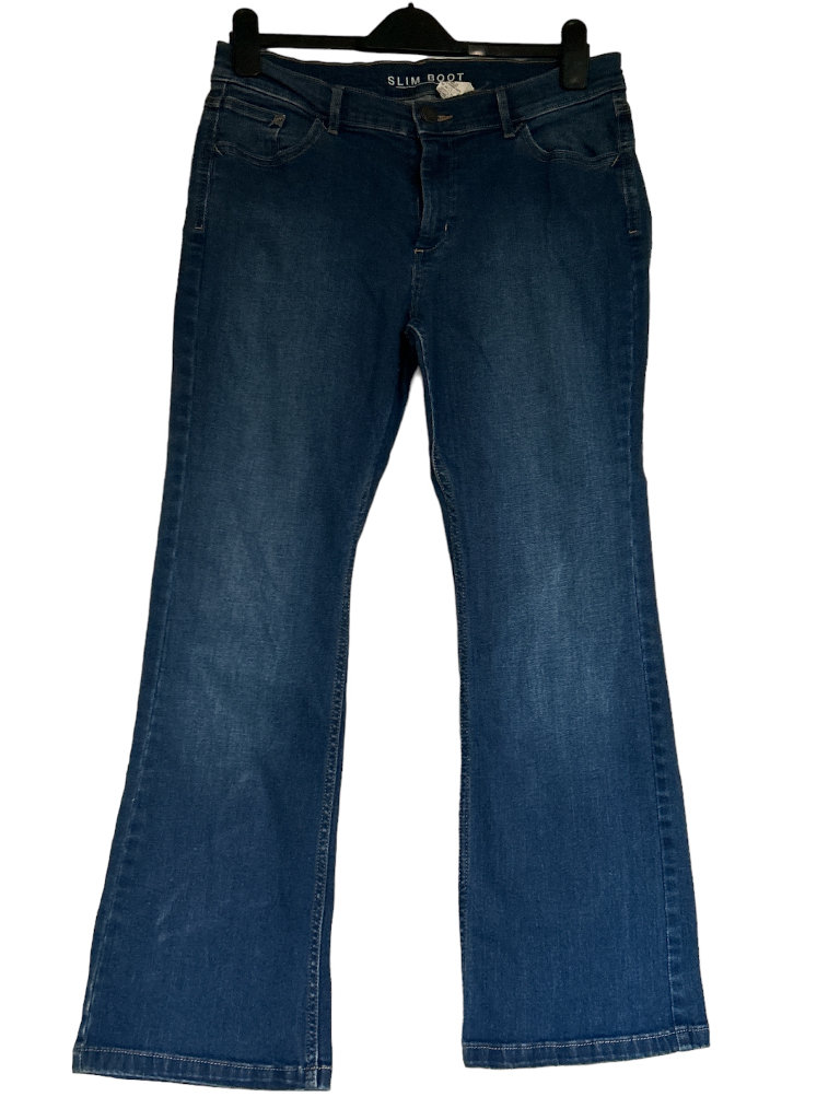 SLIM BOOT Denim Fit & Flare Jeans 28” Size 14 In Very Good Condition 