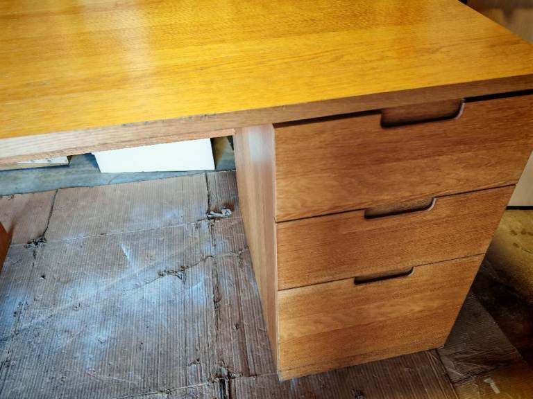 IKEA desk with 3 drawers 