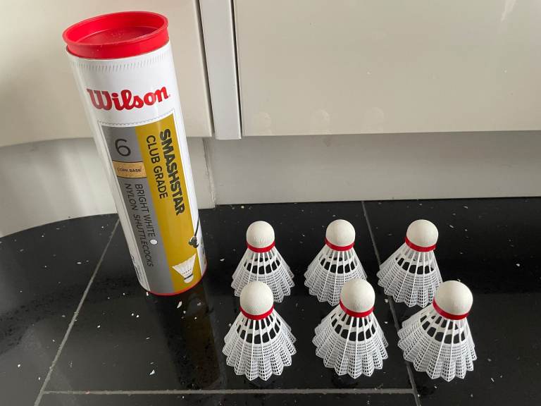 New Wilson SMASHSTAR CLUB GRADE badminton shuttlecocks x 6