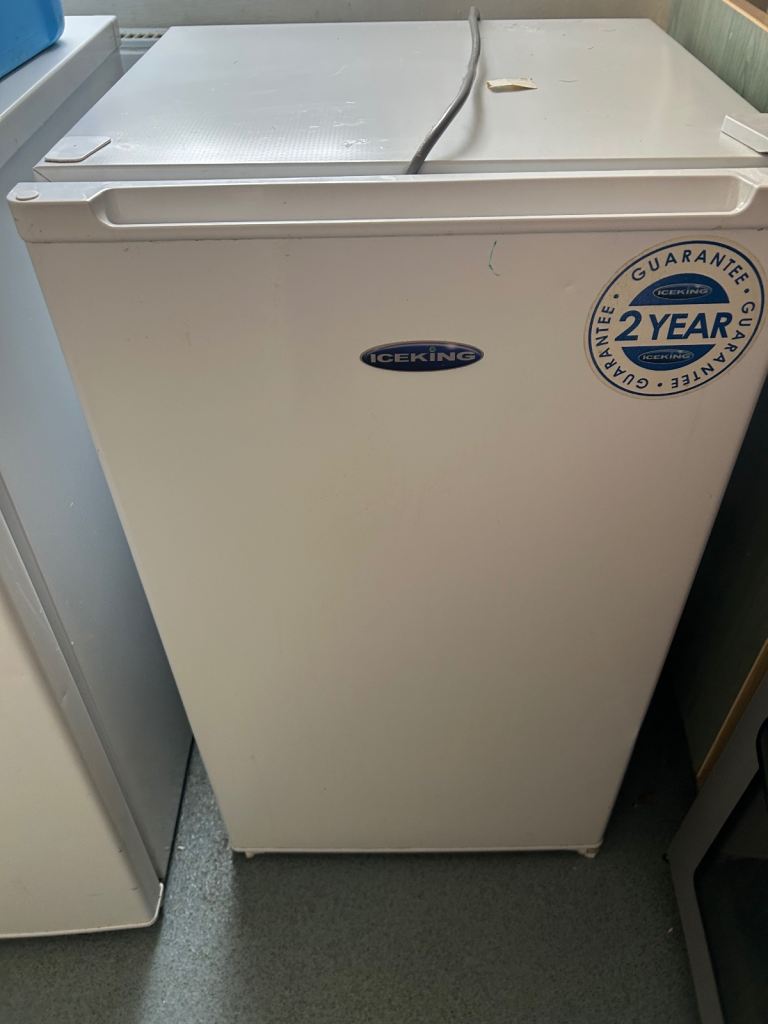 Under counter fridge