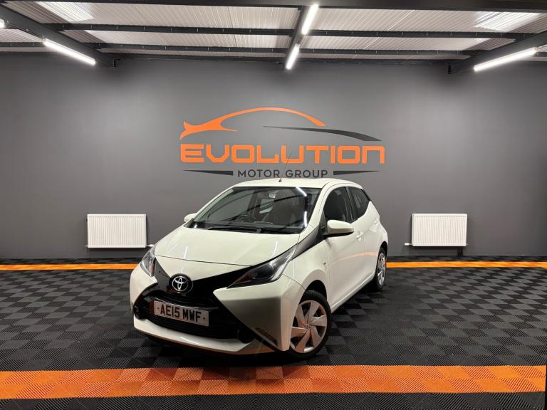 2015 Toyota AYGO 1.0 VVT-i X-Play 5dr HATCHBACK Petrol Manual