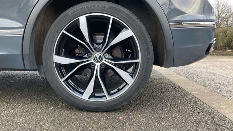 2021 Volkswagen Tiguan 2.0 TDI 4Motion R-Line 5dr DSG Diesel Estate Estate Diesel Automatic